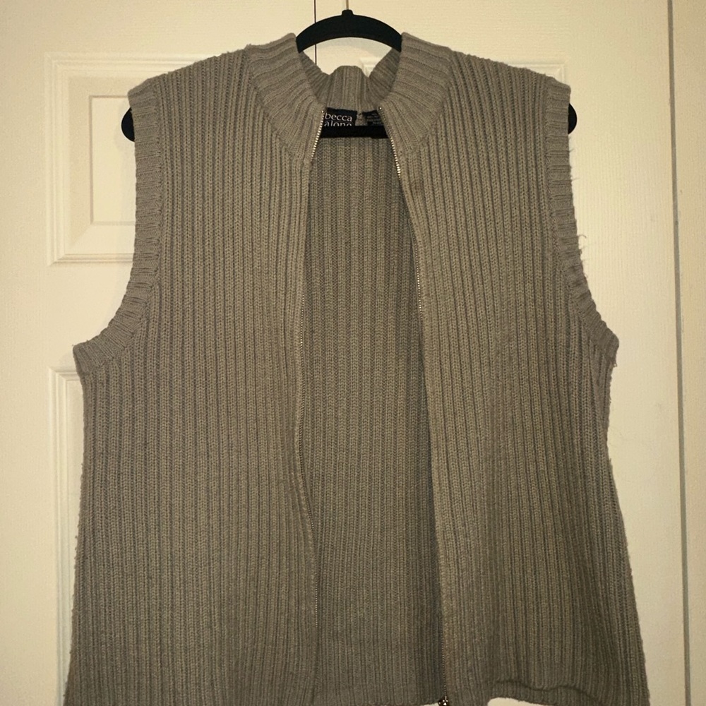 Rebecca Malone textured vest - XL with working zipper